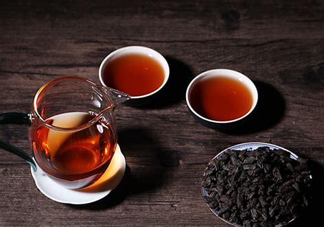 为什么有年份的普洱茶更受人喜欢？陈年普洱茶的品质特点